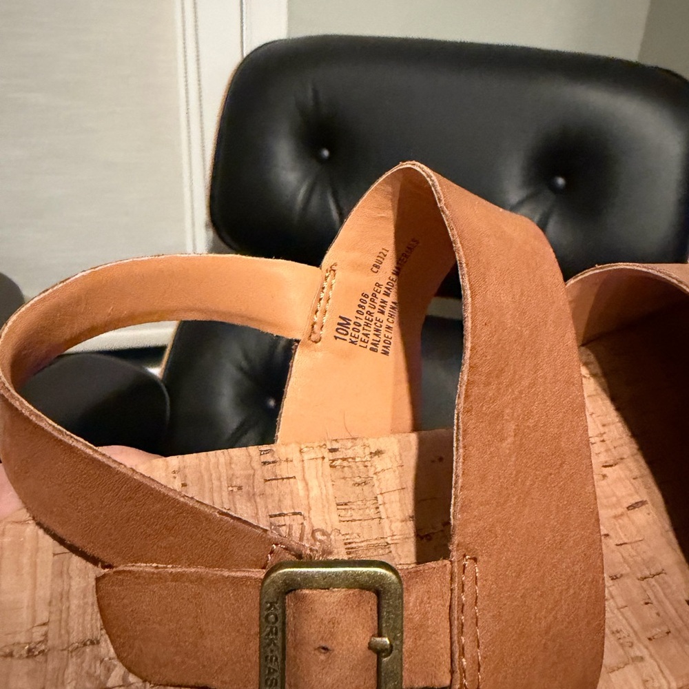 Kork-Ease Clogs - Picture 5 of 5
